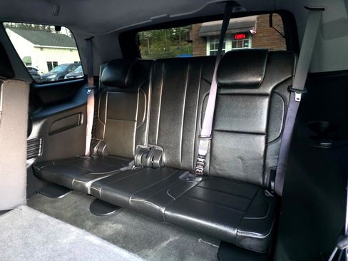 Used 2016 Chevrolet Tahoe LT image 12