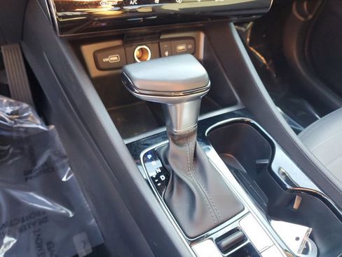 Used 2022 Hyundai Santa Cruz SEL Premium image 30