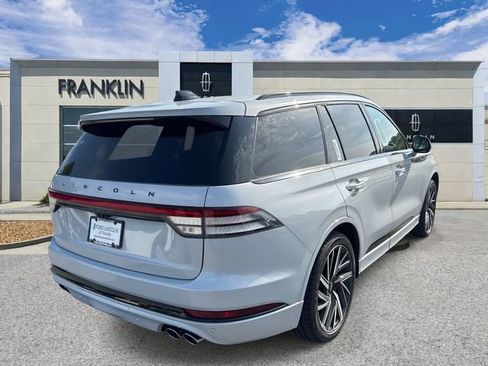 New 2025 Lincoln Aviator Black Label w/ Jet Appearance Package AWD/4WD image 7