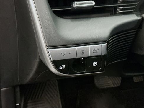 Used 2024 Hyundai Ioniq 5 SEL image 17