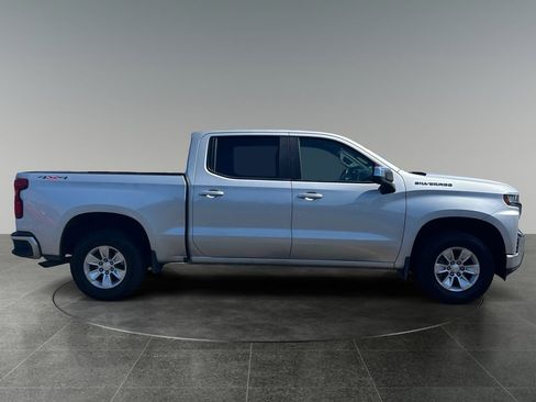 Used 2020 Chevrolet Silverado 1500 LT w/ Convenience Package AWD/4WD image 11