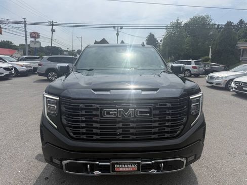 Used 2022 GMC Sierra 1500 Denali Ultimate AWD/4WD image 2