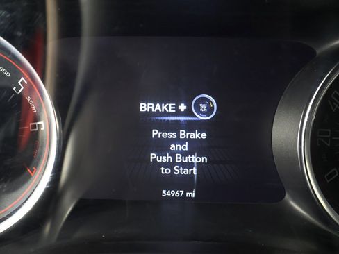 Used 2022 Dodge Challenger GT image 27