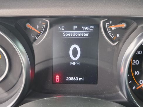 Used 2023 Jeep Gladiator Sport image 27