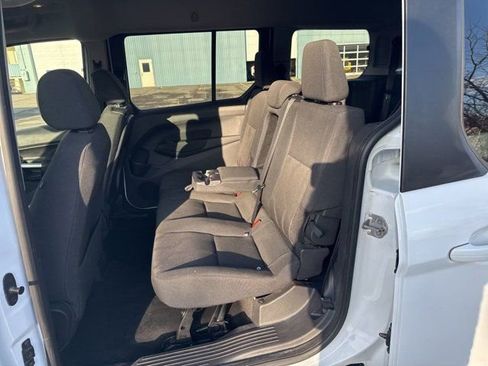 Used 2015 Ford Transit Connect XLT image 8