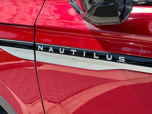 New 2026 Lincoln Nautilus Premier AWD/4WD image 26