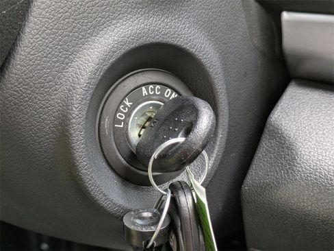 Used 2019 Hyundai Elantra SE w/ Cargo Package image 39