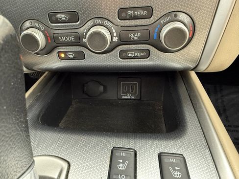 Used 2019 Nissan Pathfinder SL w/ Cargo Package image 34