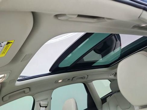 Used 2023 Volvo XC60 B5 Plus w/ Climate Package image 52