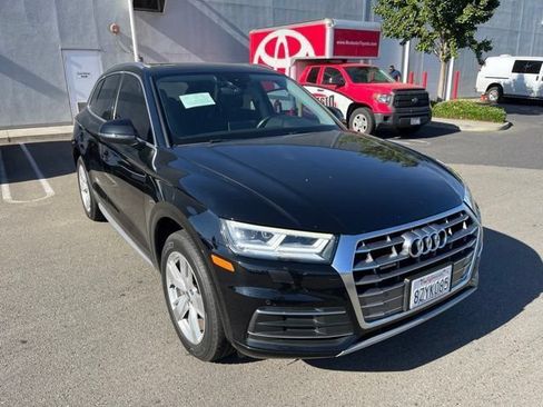 Used 2019 Audi Q5 2.0T Premium Plus w/ Premium Plus Package AWD/4WD image 3