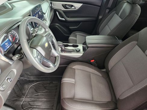 Certified 2024 Chevrolet Blazer LT w/ Convenience Package FWD image 13