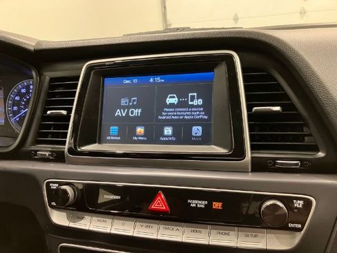 Used 2018 Hyundai Sonata SE image 11