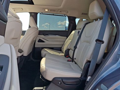 Used 2022 INFINITI QX60 Sensory w/ Vision Package AWD/4WD image 10