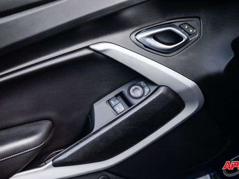 Used 2019 Chevrolet Camaro SS image 63