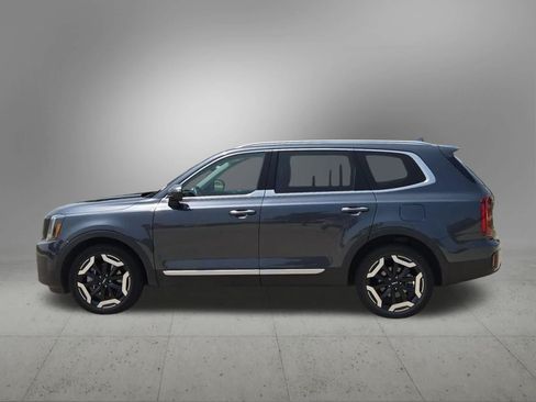Used 2023 Kia Telluride S w/ S Sunroof Package AWD/4WD image 3