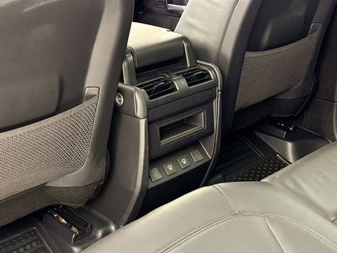 Used 2025 Land Rover Defender 110 S image 16