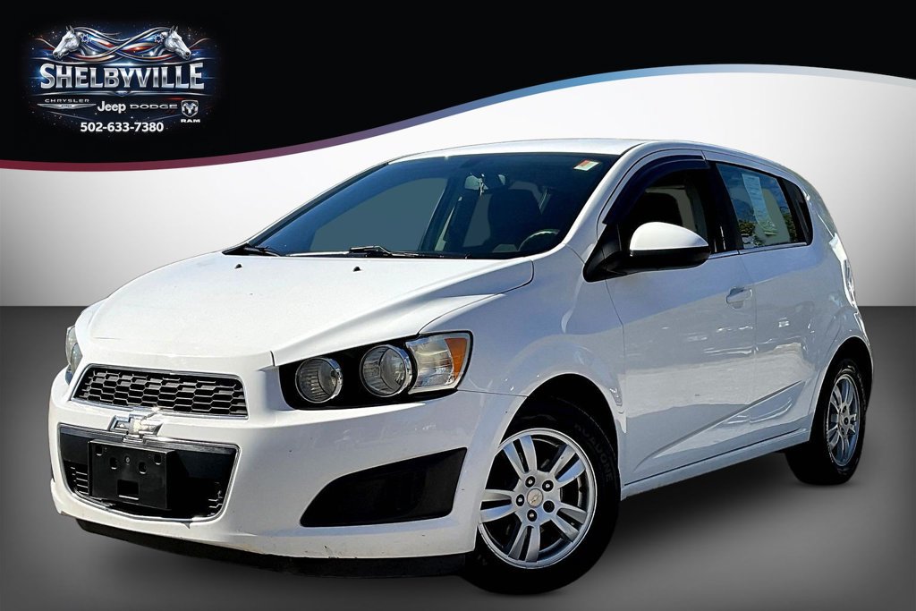 Used 2015 Chevrolet Sonic LT FWD image 1