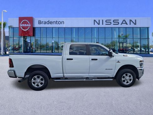 Used 2026 RAM 2500 Big Horn AWD/4WD image 4