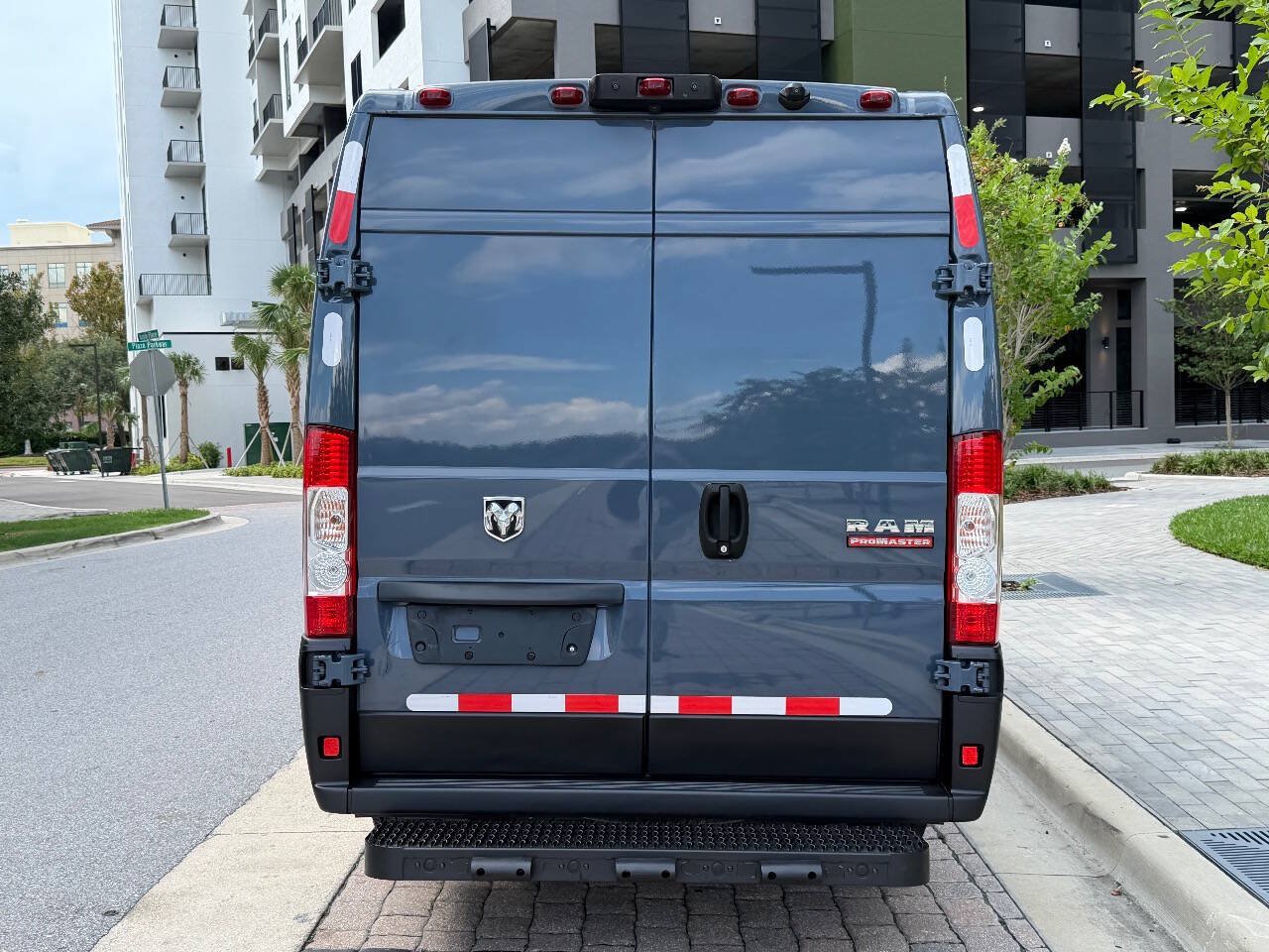 Used 2021 RAM ProMaster 3500 FWD image 5