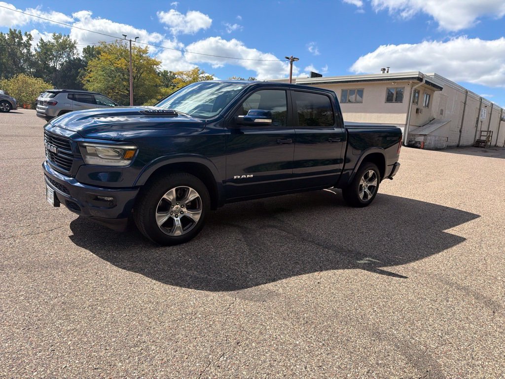 Used 2021 RAM 1500 Laramie w/ Sport Appearance Package AWD/4WD image 4