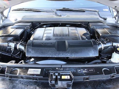 Used 2013 Land Rover Range Rover Sport HSE AWD/4WD image 26