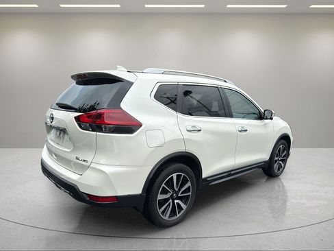 Used 2018 Nissan Rogue SL w/ Premium Package AWD/4WD image 6
