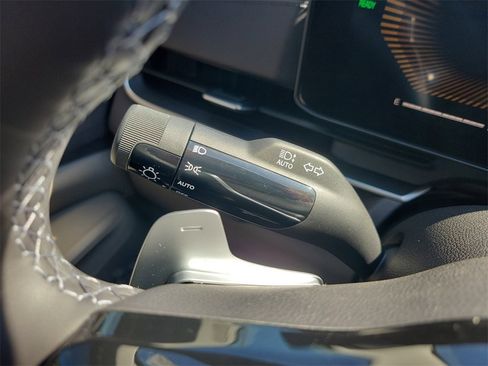 New 2026 Kia Carnival EX image 29