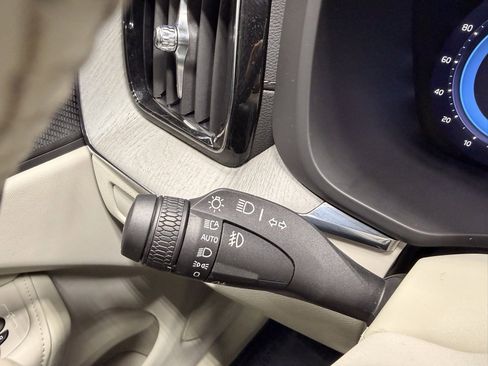 Used 2024 Volvo XC60 T8 Ultimate image 29