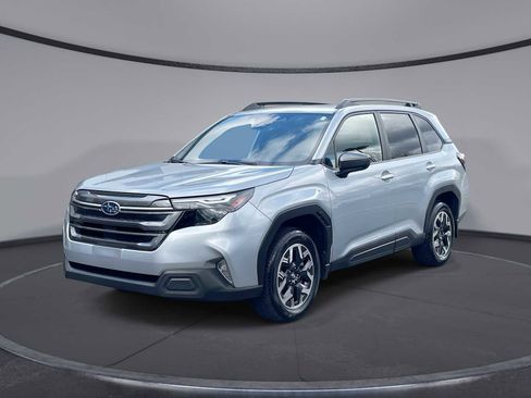 Certified 2025 Subaru Forester Premium image 1