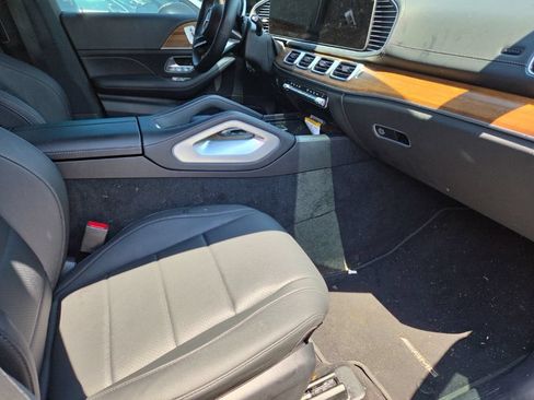 Certified 2024 Mercedes-Benz GLS 450 4MATIC image 12