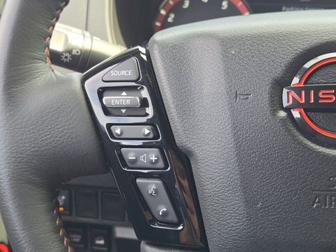 Used 2025 Nissan Frontier PRO-4X w/ Pro Premium Package AWD/4WD image 36