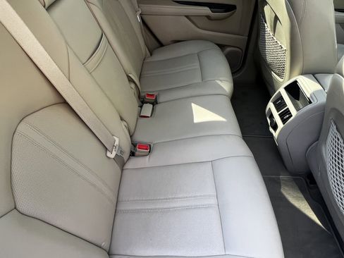 Used 2013 Cadillac SRX Luxury w/ Driver Awareness Package image 39