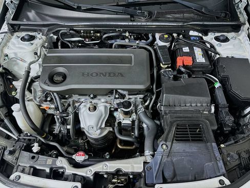 Used 2025 Honda Civic Sport image 9