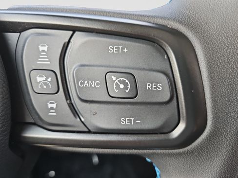 Used 2024 Jeep Wrangler Unlimited Rubicon 4xe AWD/4WD image 23