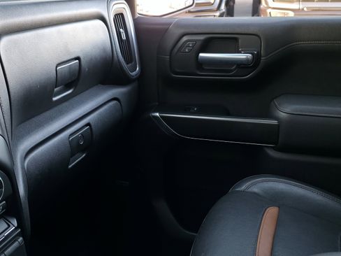 Used 2021 GMC Sierra 1500 AT4 w/ AT4 Premium Package image 22