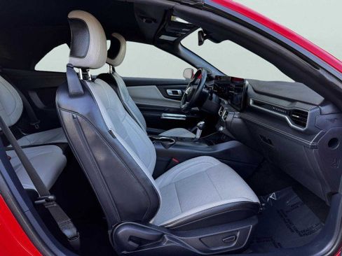 Used 2024 Ford Mustang Premium image 40