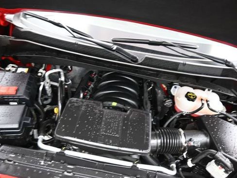 Used 2025 Chevrolet Silverado 1500 LT w/ Leather Package AWD/4WD image 30