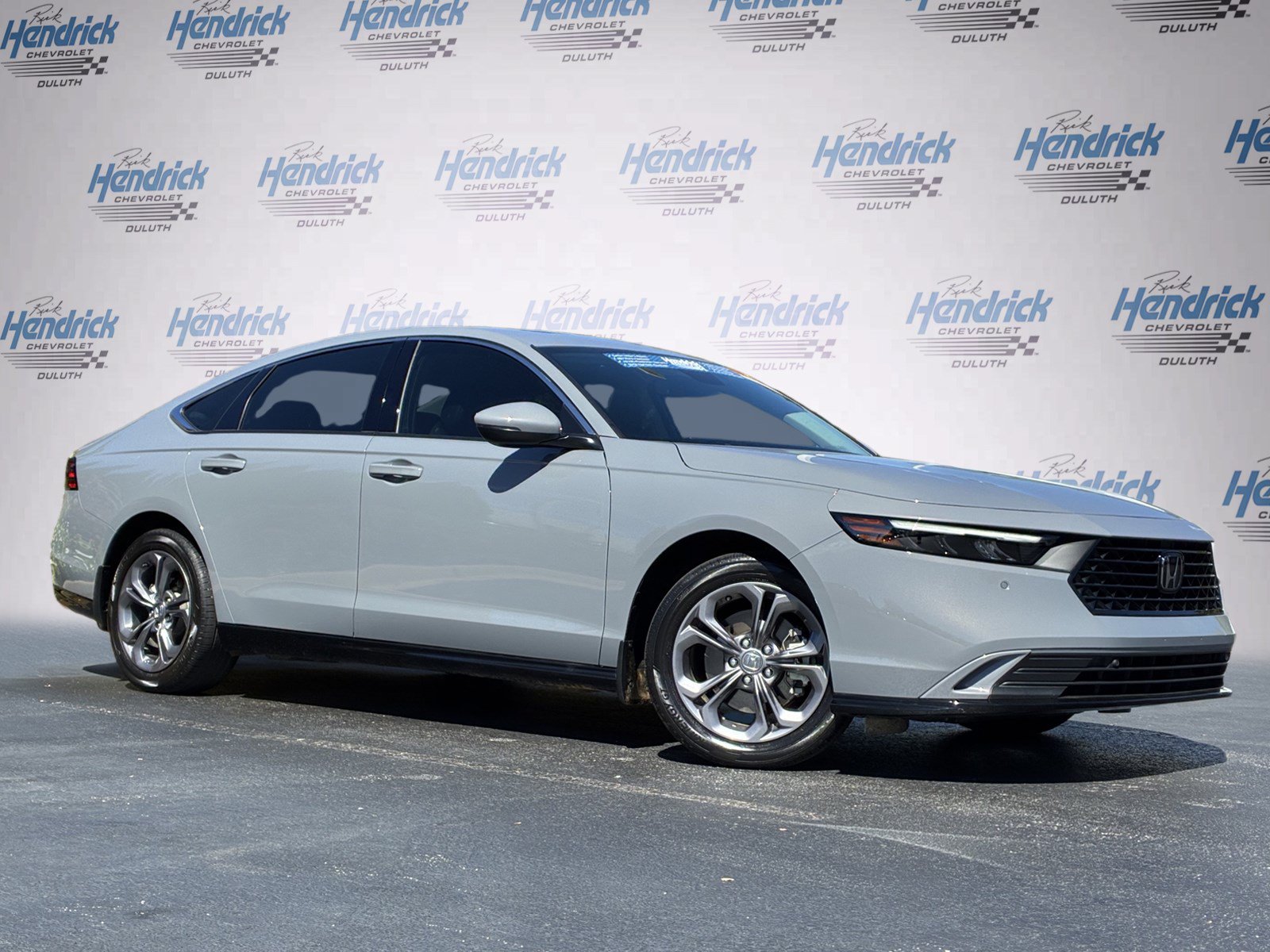 Used 2025 Honda Accord EX-L image 2