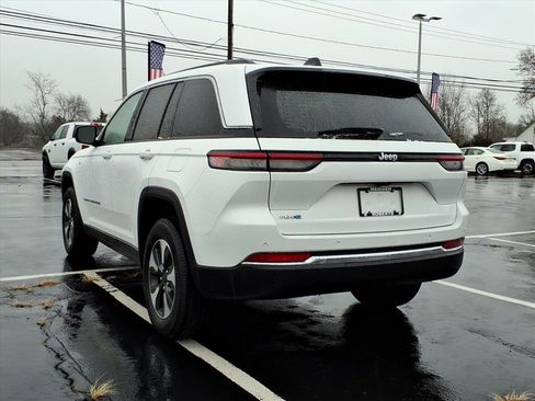 Used 2024 Jeep Grand Cherokee Limited 4xe image 5