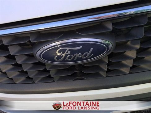Used 2024 Ford Escape Active w/ Cold Weather Package image 9