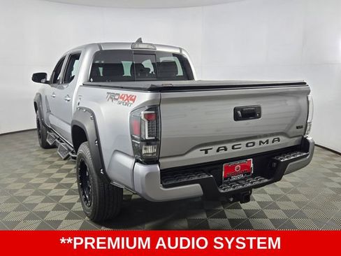 Used 2017 Toyota Tacoma TRD Sport image 6
