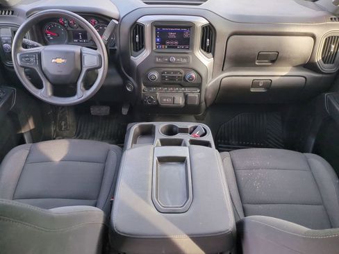 Used 2025 Chevrolet Silverado 1500 Custom image 16