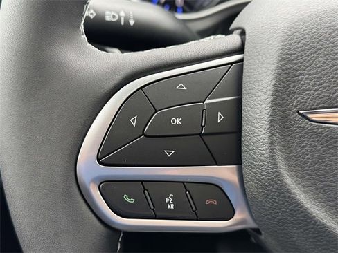 New 2026 Chrysler Pacifica Select image 29