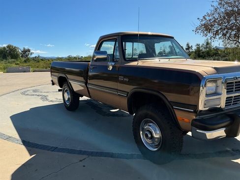 Used 1991 Dodge D/W Truck 350 image 10