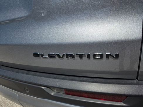 Used 2025 GMC Acadia Elevation FWD image 14