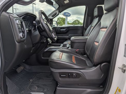 Used 2019 GMC Sierra 1500 AT4 w/ AT4 Premium Package AWD/4WD image 16