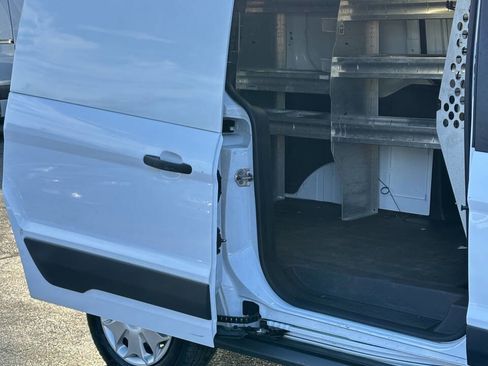 Used 2015 Ford Transit Connect XLT image 15