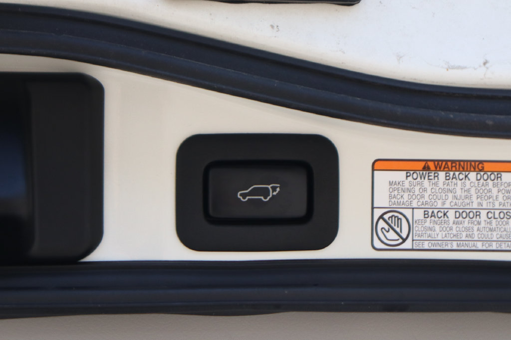 Used 2018 Toyota Land Cruiser AWD/4WD image 9