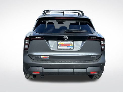 New 2026 Nissan Kicks SV w/ SV Premium Package image 4