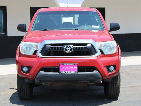 Used 2015 Toyota Tacoma PreRunner image 39